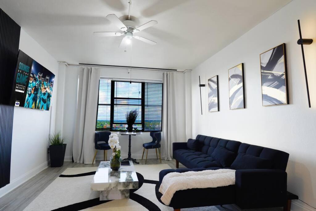 Luxury Skyrise Condo Downtown Jax Jacksonville Exterior photo